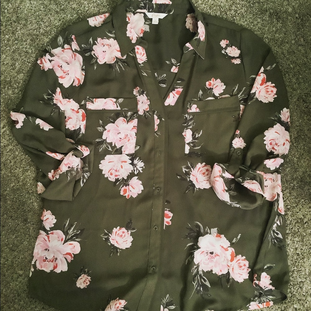 Floral dressy button-down top (large)